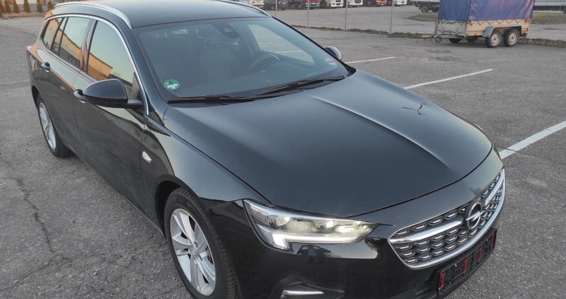 Opel Insignia cena 87999 przebieg: 10625, rok produkcji 2022 z Bytów małe 121